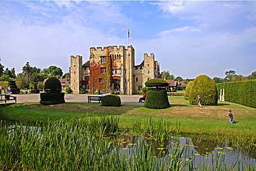 Hever Castle and park, Hever, County of Kent, England, Great Britain, Europe