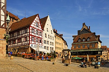 By the Tiegaertnertor Tower, fountain, restaurants, historic city centre, Nuremberg, Middle Franconia, Bavaria, Germany, Europe