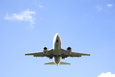 Airliner landing