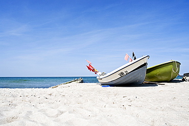 Boats on the beach, Ahrenshoop, Mecklenburg-Western Pomerania, Germany, Europe