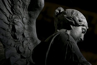 Cemetery angel, Alter Suedfriedhof, Munich, Upper Bavaria, Bavaria, Germany