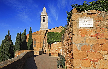 Via della Amore and Cathedral, Pienza, Tuscany, Italy