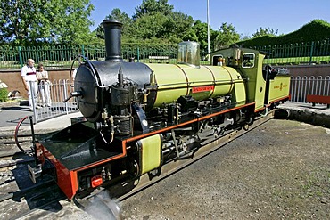 Ravenglass, GBR, 20. Aug. 2005 - Steam locomotive of Ravenglass Railway on station Ravenglass in the Lake Distrct.