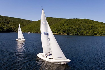 Sport boats on the Rurtalsperre lake, Eifel, North Rhine-Westphalia, Germany, Europe