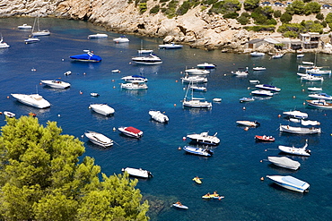 Boats in the bay of Cala Vadella, Ibiza, Balearic Islands, Spain, Europe