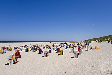 Dunes and beach chairs on the main beach of Juist Island, East Frisian Islands, East Frisia, Lower Saxony, Germany, Europe