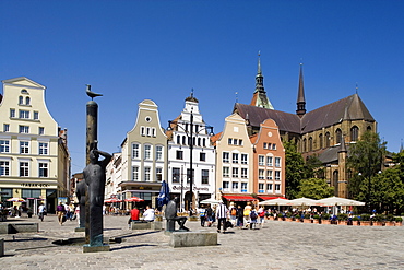 Neuer Markt market, Marktplatz Square, Marienkirche Church, Rostock, Baltic Sea, Mecklenburg-Western Pomerania, Germany, Europe