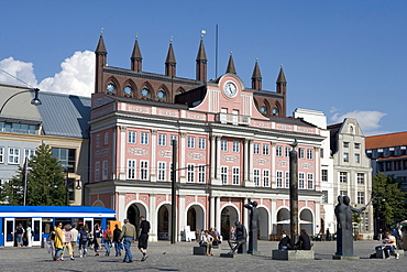 City Hall, Neuer Markt, Rostock, Mecklenburg-Western Pomerania, Germany, Europe