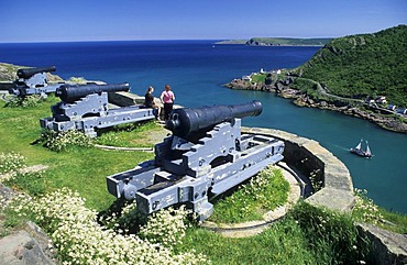 English guns, cannons, at the harbour entrance of St JohnÂ¥s, Newfoundland