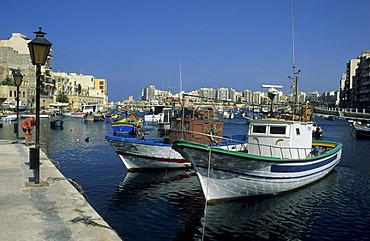 Fishing boats in the harbour of St. Julian, Valetta, La Valetta, Malta