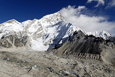 View over Khumbu glacier towards Nuptse (7861), Khumbu Himal, Sagarmatha National Park, Nepal