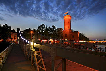 Malakoff Turm, Malakoff Tower and swing-bridge above Rheinauhafen, Rheinau Port, the oldest Rhine River bridge in Cologne, viewed from the Imhoff Schokoladenmuseum, the Imhof Museum of Chocolate by dusk, Rheinauhafen, Cologne, North Rhine-Westphalia, Germ