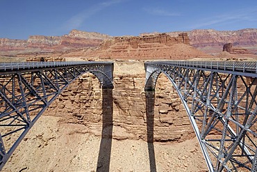 Navajo Bridge over the Colorado River, Marble Canyon, Arizona, USA