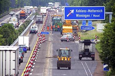 Road works at the freeway near Koblenz, Rhineland-Palatinate , Germany