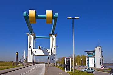 Bridge at the mouth of the Este river on the Elbe, bascule bridge by the Este flood barrier, Cranz, Altes Land, Hamburg, Lower Saxony, Germany, Europe