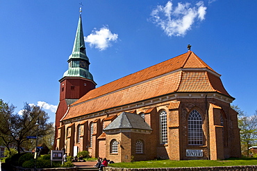 Historic Church of St. Martini et Nicolai in Steinkirchen, Altes Land, Lower Saxony, Germany, Europe