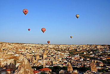 Hot-air ballon, Cappadocia, Turkey