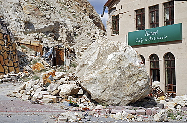 Stone-avalanche, damaged cafe, Uerguep, Cappadocia, Turkey