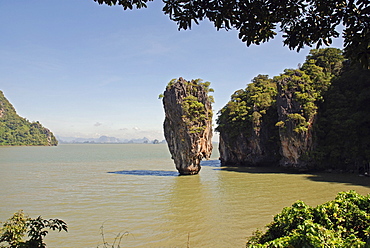 James Bond rock, Ao Phang-Nga National Park, Thailand, Asia