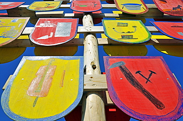 Maypole with insignias painted by Waldorf School pupils, May celebration, Free Waldorf School at Illerblick, Ulm, Baden-Wuerttemberg, Germany, Europe