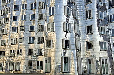 Buildings designed by Frank Gehry, Duesseldorf, North Rhine-Westphalia, Germany, Europe