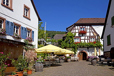 Village street in the wine community of Gleiszellen in southern Palatinate, Rhineland-Palatinate, Germany, Europe