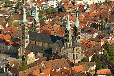 Aerial view, Bamberg Cathedral and Neue Residenz castle, Bamberg, Upper Franconia, Bavaria, Germany, Europe