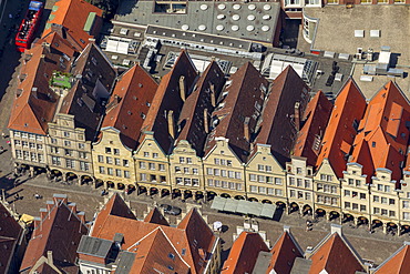 Aerial view, Prinzipalmarkt square, a historic merchant street, Muenster, Muenster region, North Rhine-Westphalia, Germany, Europe