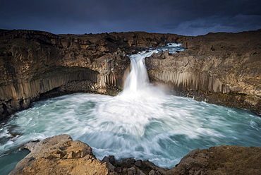 Aldeyjarfoss waterfall on the Skjalfandafljot river, Sprengisandur highland road, Highlands of Iceland, Iceland, Europe