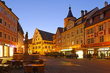 Marktplatz square and the town hall at dusk, Kitzingen, Lower Franconia, Franconia, Bavaria, Germany, Europe