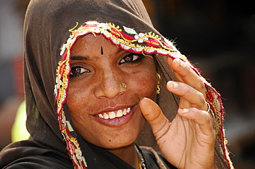 Young Indian woman, Kota, Rajasthan, North India, Asia