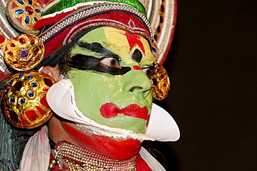 The Kathakali character Jayantha, Varkala, Kerala, India, Asia