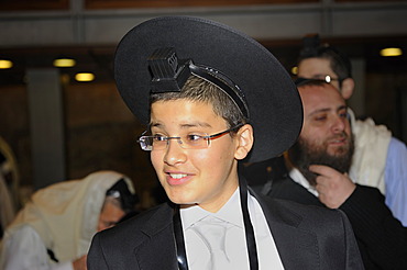 Bar Mitzvah, Jewish coming of age ritual, Western Wall or Wailing Wall, Old City of Jerusalem, Arab Quarter, Jerusalem, Israel, Middle East