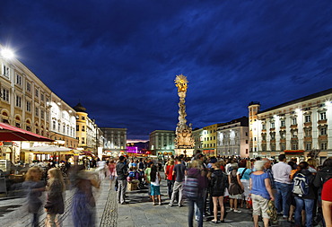 Pflasterspektakel street art festival, Hauptplatz square, Linz, Upper Austria, Austria, Europe, PublicGround