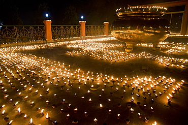 Butter lamps at the Mahabodhi Temple, place of enlightenment or awakening, "Bodhi" of Siddhartha Gautama, Bodhgaya, Bihar, India, Asia