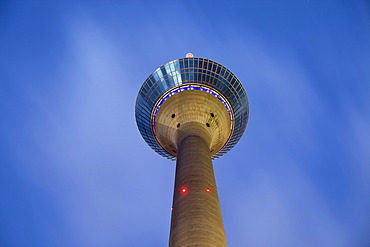 Rheinturm tower, television tower at night, Duesseldorf, North Rhine-Westphalia, Germany, Europe