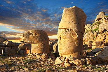 Broken statues around the tomb of Commagene King Antochius 1 on top of Mount Nemrut, Turkey