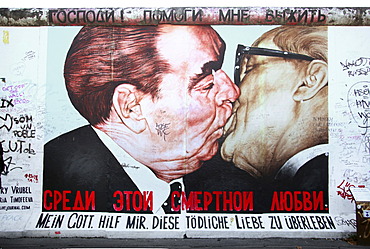 Brotherly kiss between Leonid Brezhnev and Erich Honecker, painting, mural, East Side Gallery, Berlin, Germany, Europe, PublicGround