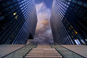 Stone staircase with the Hyatt Regency Hotel at dusk, Medienhafen, Media Harbour, Duesseldorf, North Rhine-Westphalia, Germany, Europe