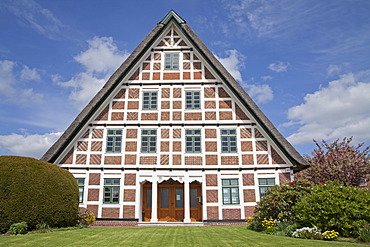 Half-timbered house, Jork, Altes Land fruit-growing region, Lower Saxony, Germany, Europe, PublicGround