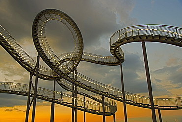 Landmark "Tiger & Turtle - Magic Mountain" by Heike Mutter and Ulrich Genth, walkable sculpture in the shape of a roller coaster, on the Halde Heinrich-Hildebrand-HÃ¢Ë†Å¡Ã¢Ë†â€šhe heap, Angerpark, Duisburg, North Rhine-Westphalia, Germany, Europe, PublicGround