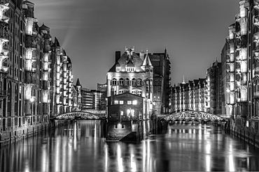 Wasserschloesschen water castle at night, Speicherstadt, Hamburg, Hamburg, Germany, Europe