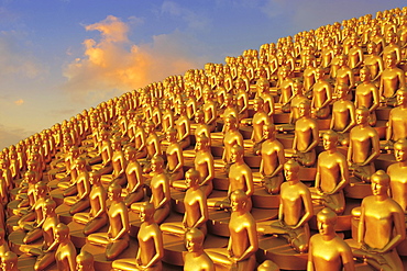 Small golden Dhammakaya Buddha statues at the Chedi, Buddhist temple Wat Phra Dhammakaya, Mahadhammakaya Cetiya, Khlong Luang District, Pathum Thani, Bangkok, Thailand, Asia