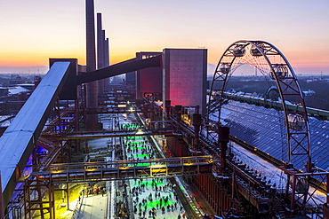 UNESCO World Heritage Site Zeche Zollverein, Kokerei Zollverein coking plant, skating rink, Essen, North Rhine-Westphalia, Germany, Europe