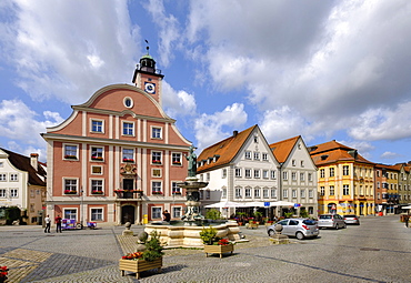 Market place with town hall and fountain Willibaldsbrunnen, Eichstatt, Altmuhltal, Upper Bavaria, Bavaria, Germany, Europe