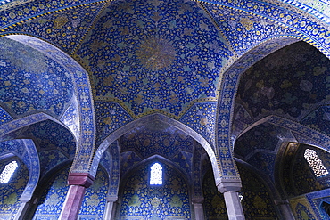 Inside Masjed-e Shah or Shah Mosque, Naqsh-e Jahan or Imam Square, Esfahan, Iran, Asia