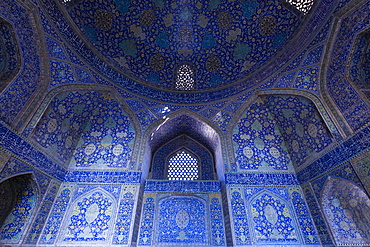 Inside Masjed-e Shah or Shah Mosque, Naqsh-e Jahan or Imam Square, Esfahan, Iran, Asia