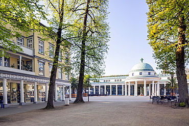 Hall and fountain temple in the spa district, Bad Pyrmont, Lower Saxony, Germany, Europe