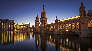 Oberbaum Bridge, Berlin, Germany, Europe