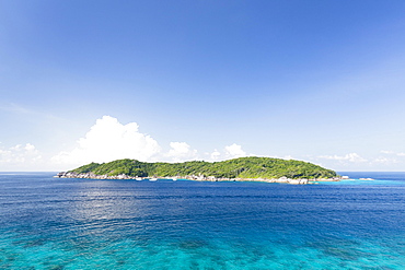 View to Ko Ba Ngu Island, also known as Ko Bayuor, Mu Ko Similan National Park, Similan Islands, Phang Nga province, Thailand, Asia